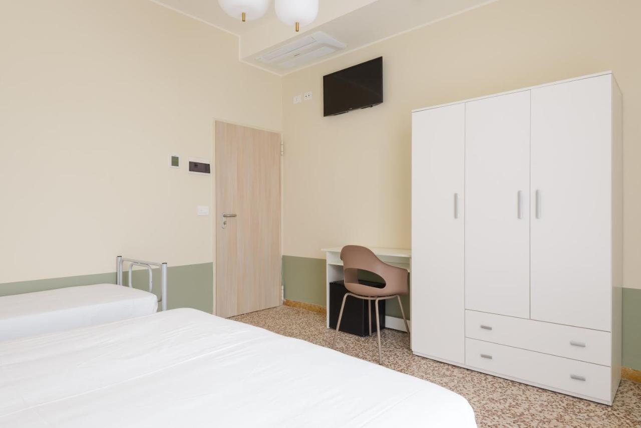 Pan Di Zenzero Icecream Hotel Rimini Eksteriør billede