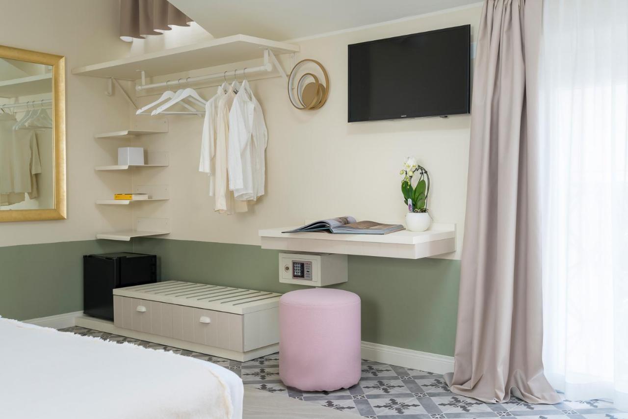 Pan Di Zenzero Icecream Hotel Rimini Eksteriør billede
